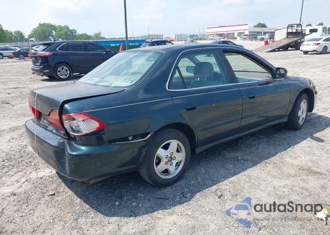 2000 Honda Accord 3.0 Ex z USA, uszkodzony, nr VIN 1HGCG1651YA094771